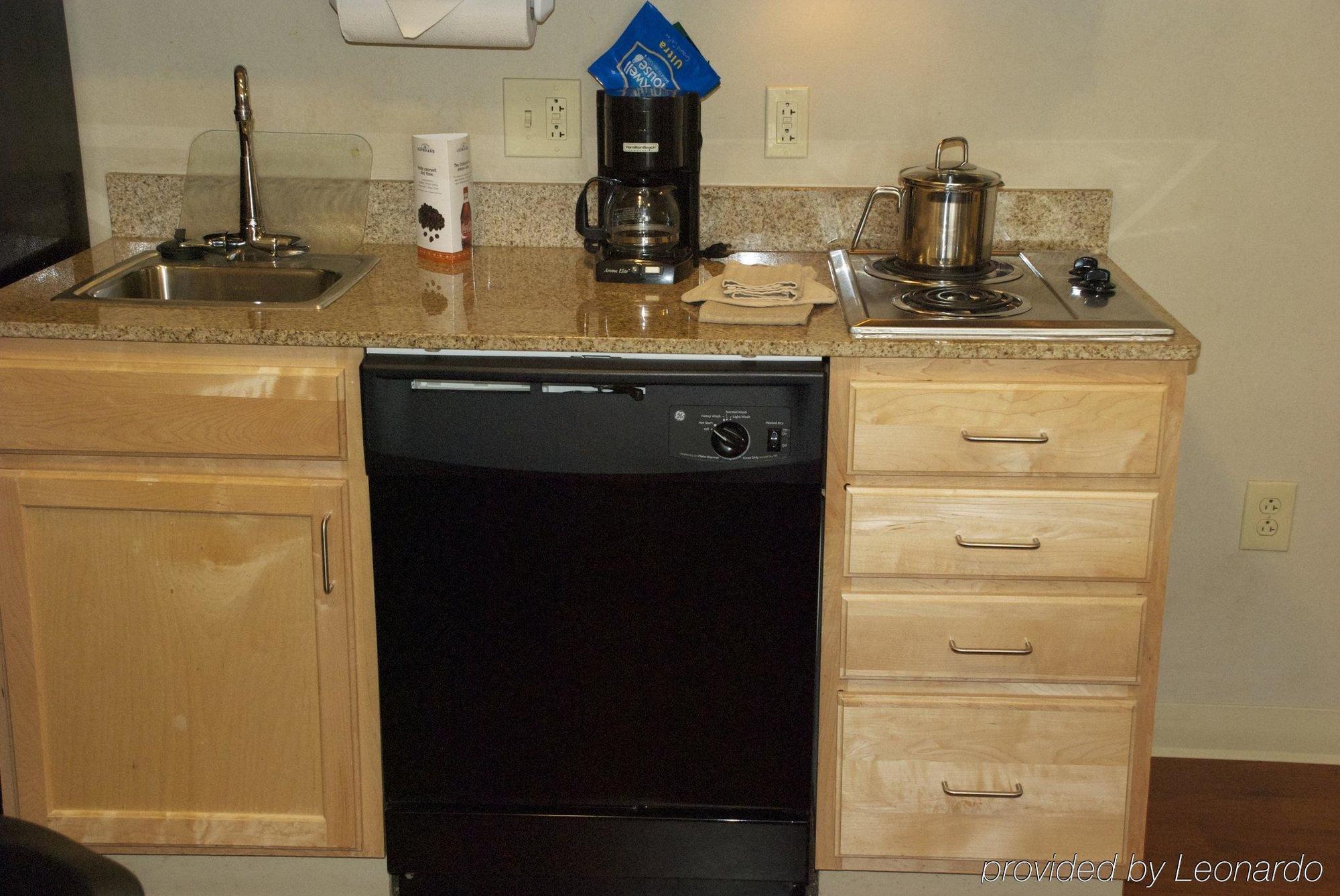 Candlewood Suites Bordentown-Trenton By Ihg Eksteriør billede